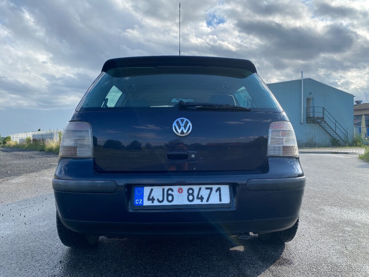 VW Golf IV. - 4