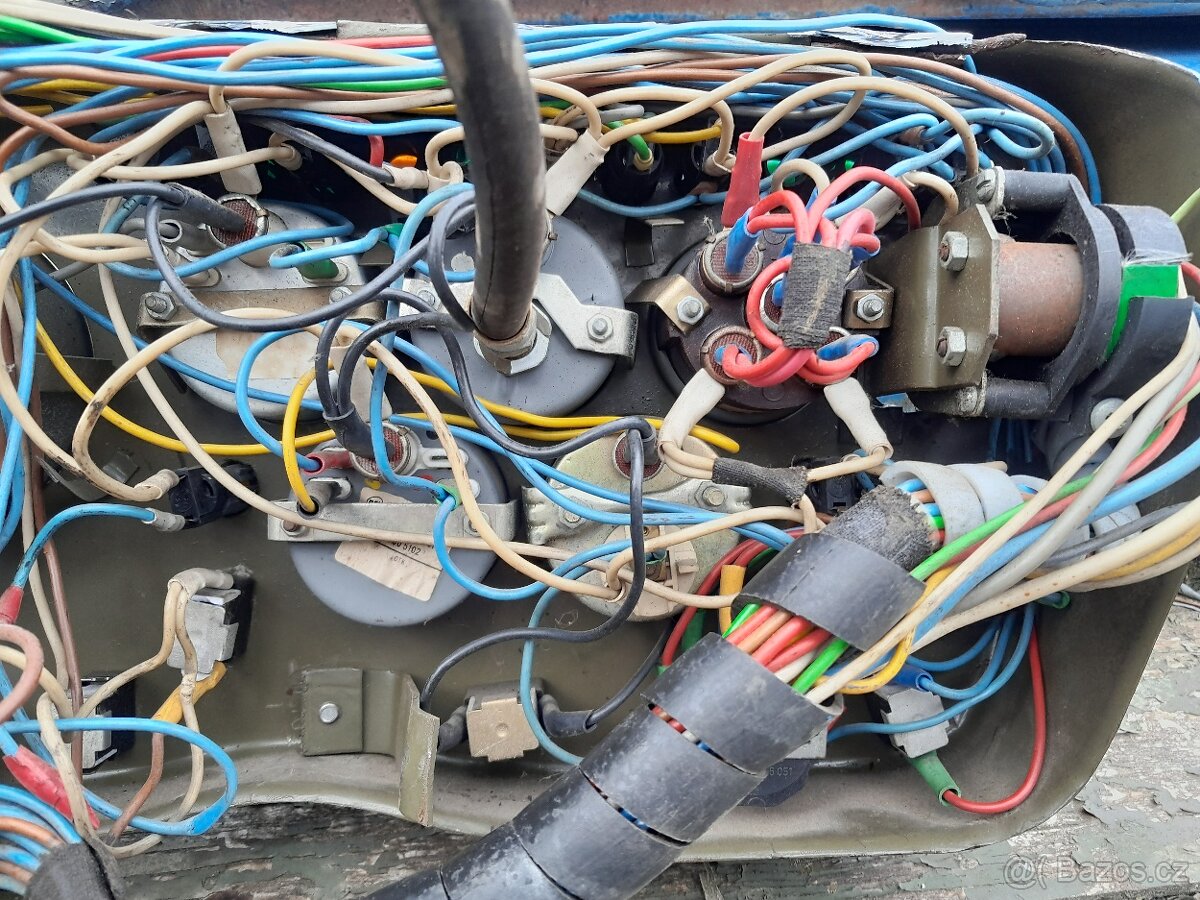 Palubní desku v3s M2 - 4