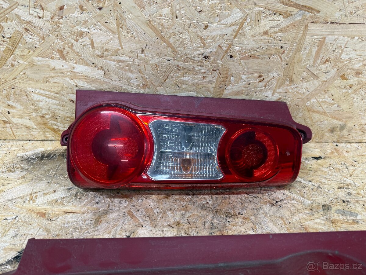 ZADNÍ SVĚTLA CITROEN BERLINGO II - 4