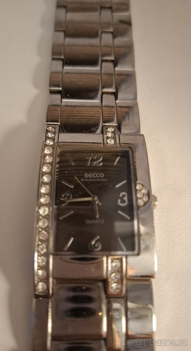 Dámské náramkové hodinky Secco - 4