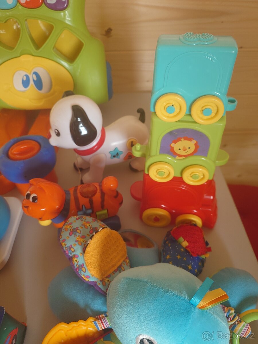 Krabice hraček pro malé děti - 4