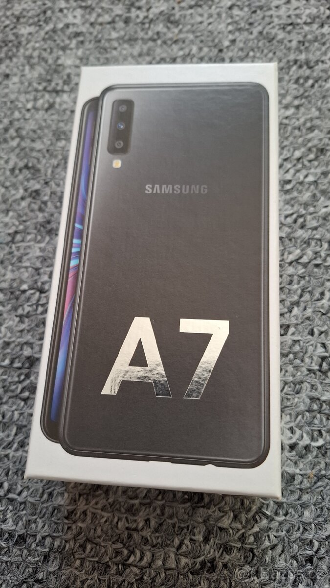 Samsung galaxy A7 (2018) - 4