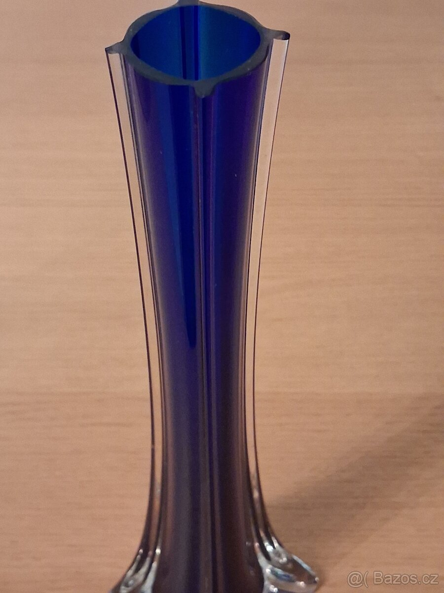 Váza z kobaltového skla - 4