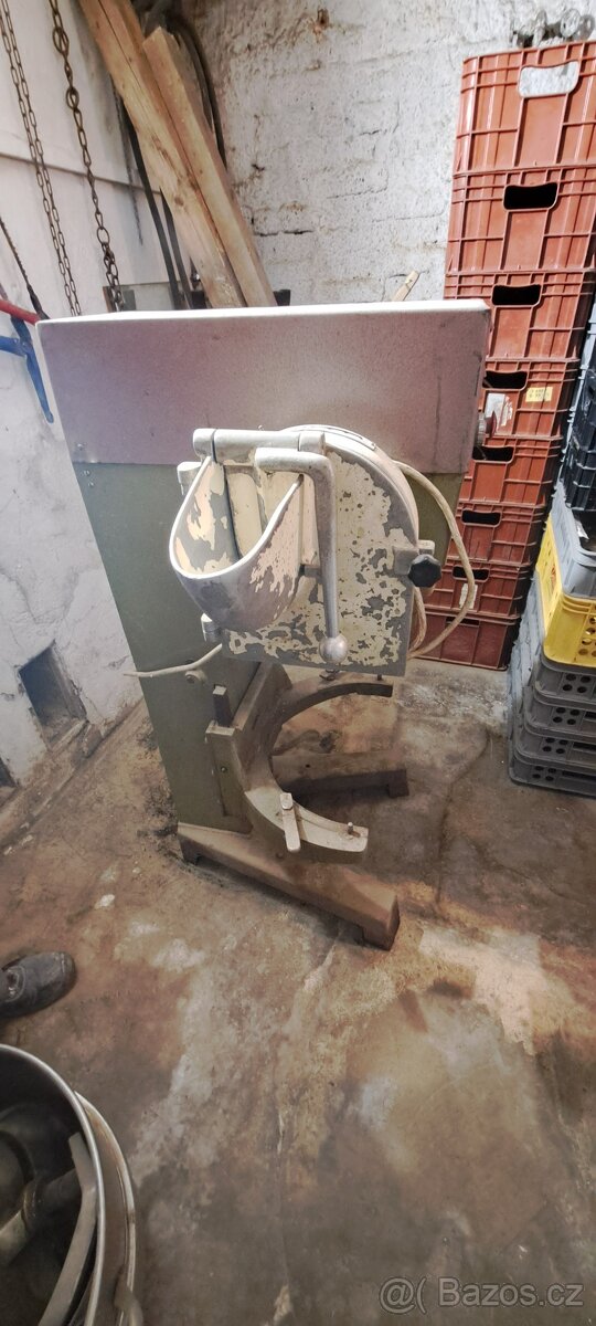 Kuchyňský robot - 4