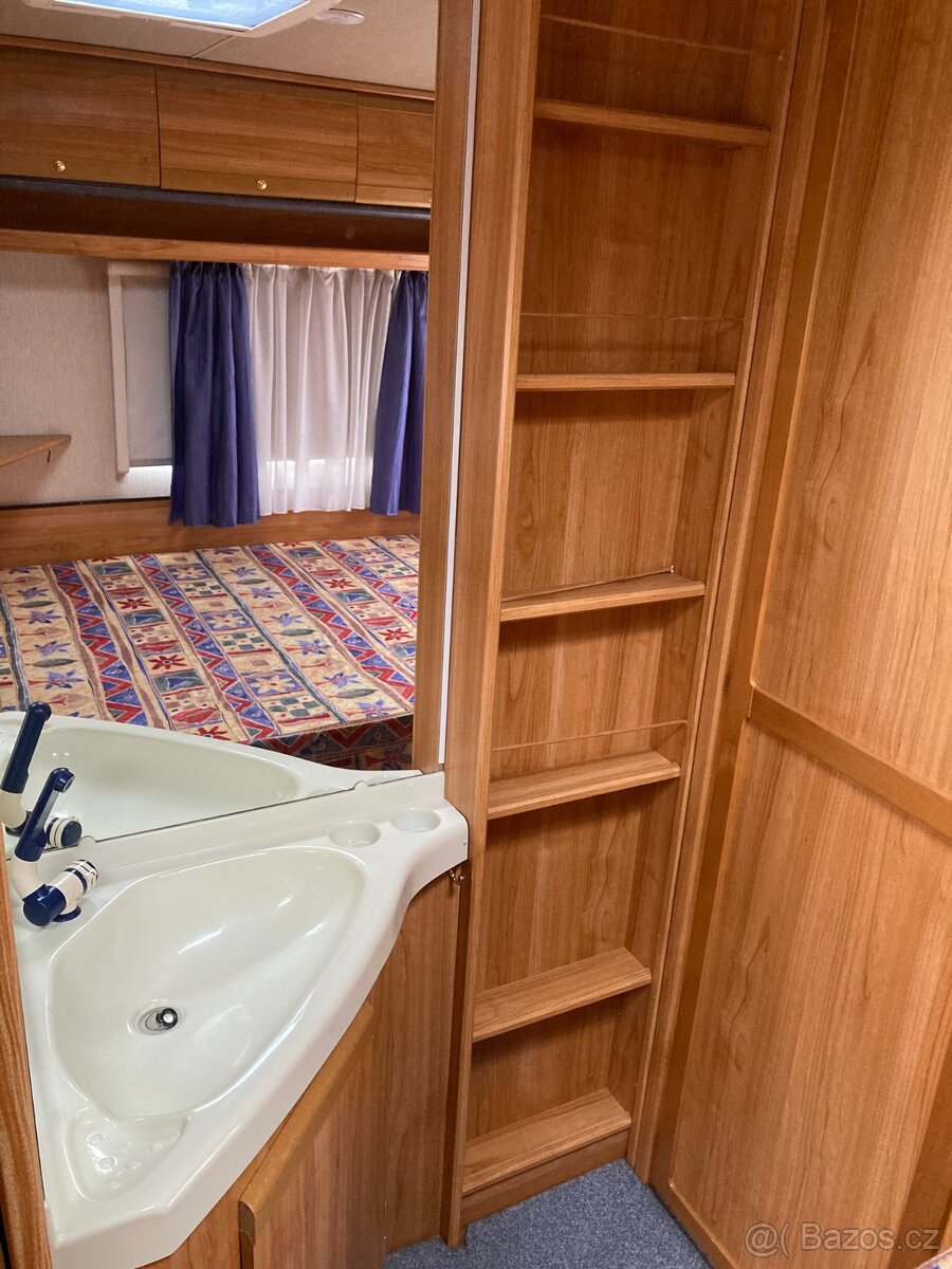 WILK Stern, karavan pro 4 osoby, WC, kuchyně, stan - 4