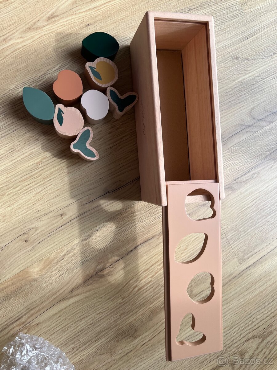 Dřevěná vkládačka Liewood - 4