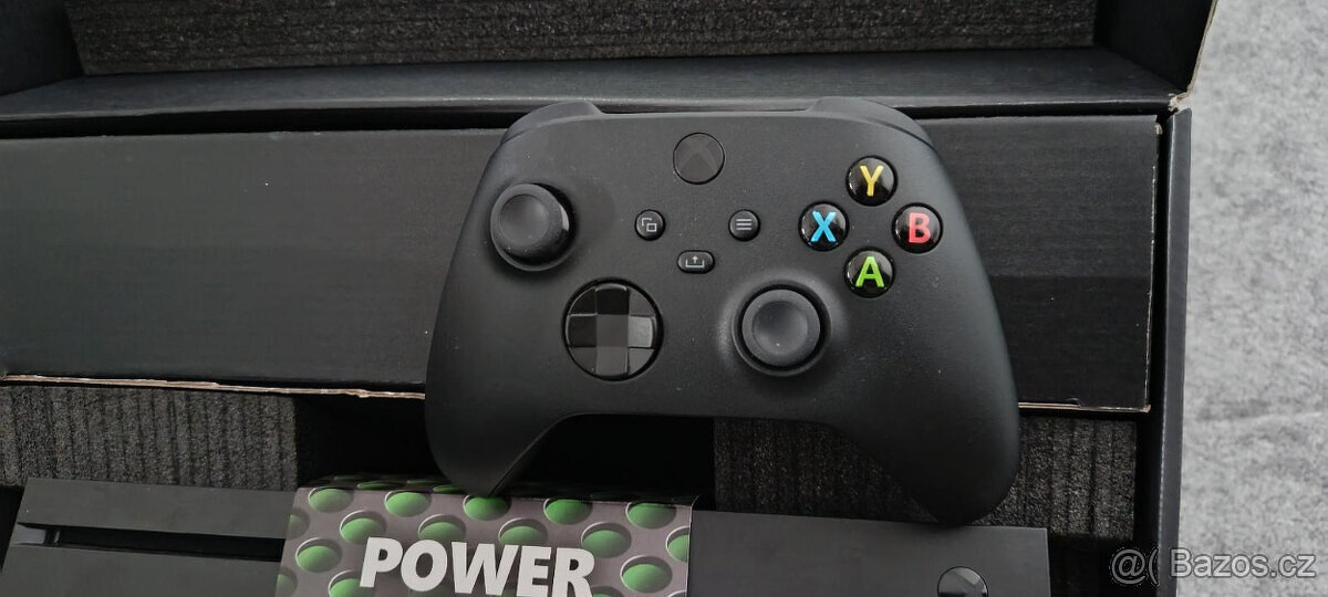 Xbox Series X - 4