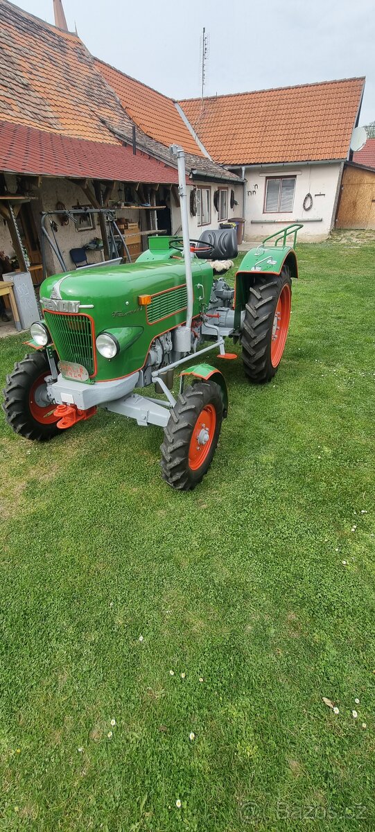 Traktor fendt - 4