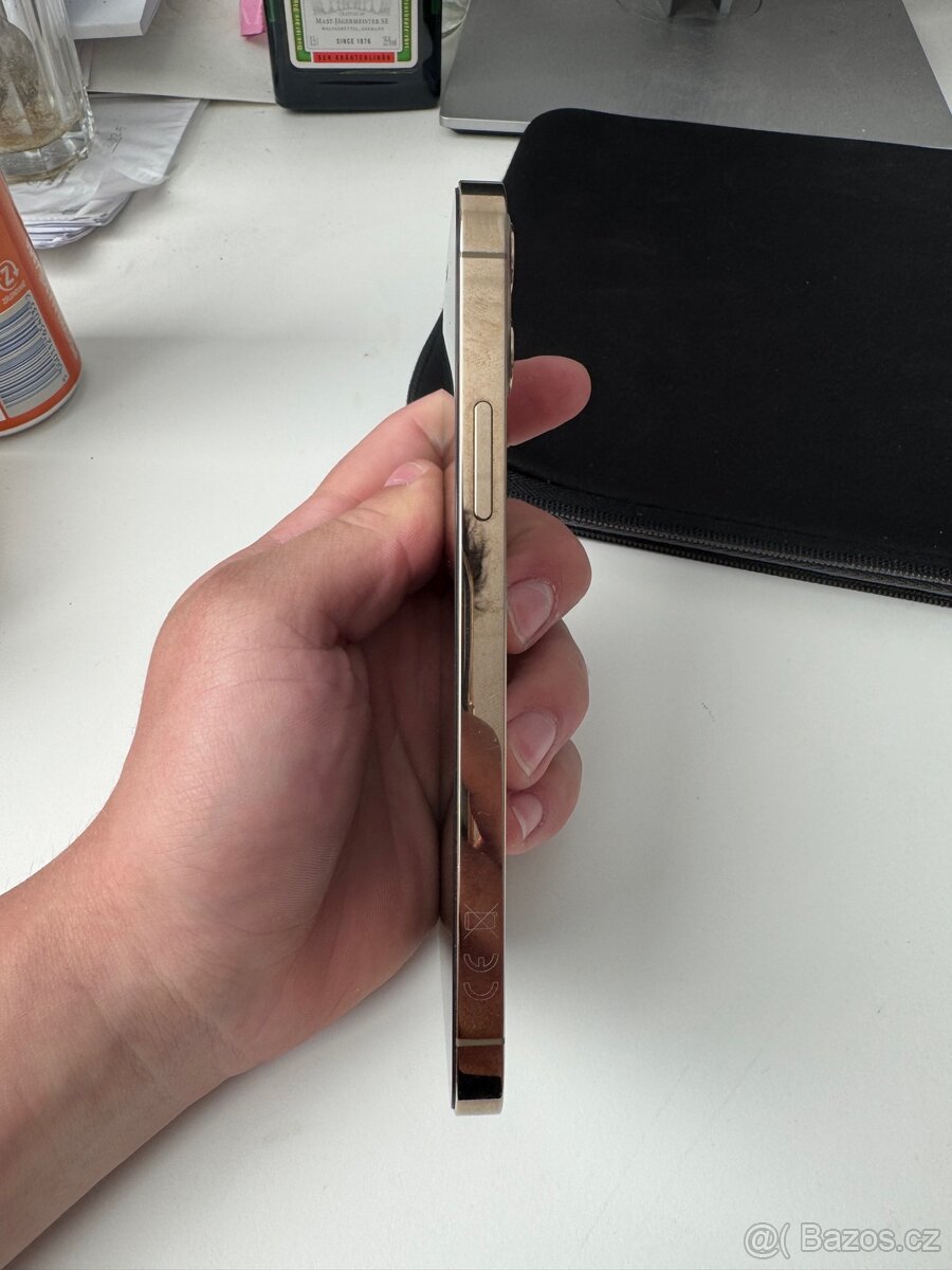 iPhone 12 Pro - 4