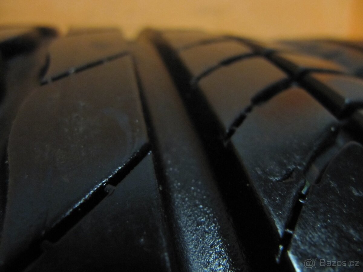 Pneu 215/45/16 Bridgestone - 4