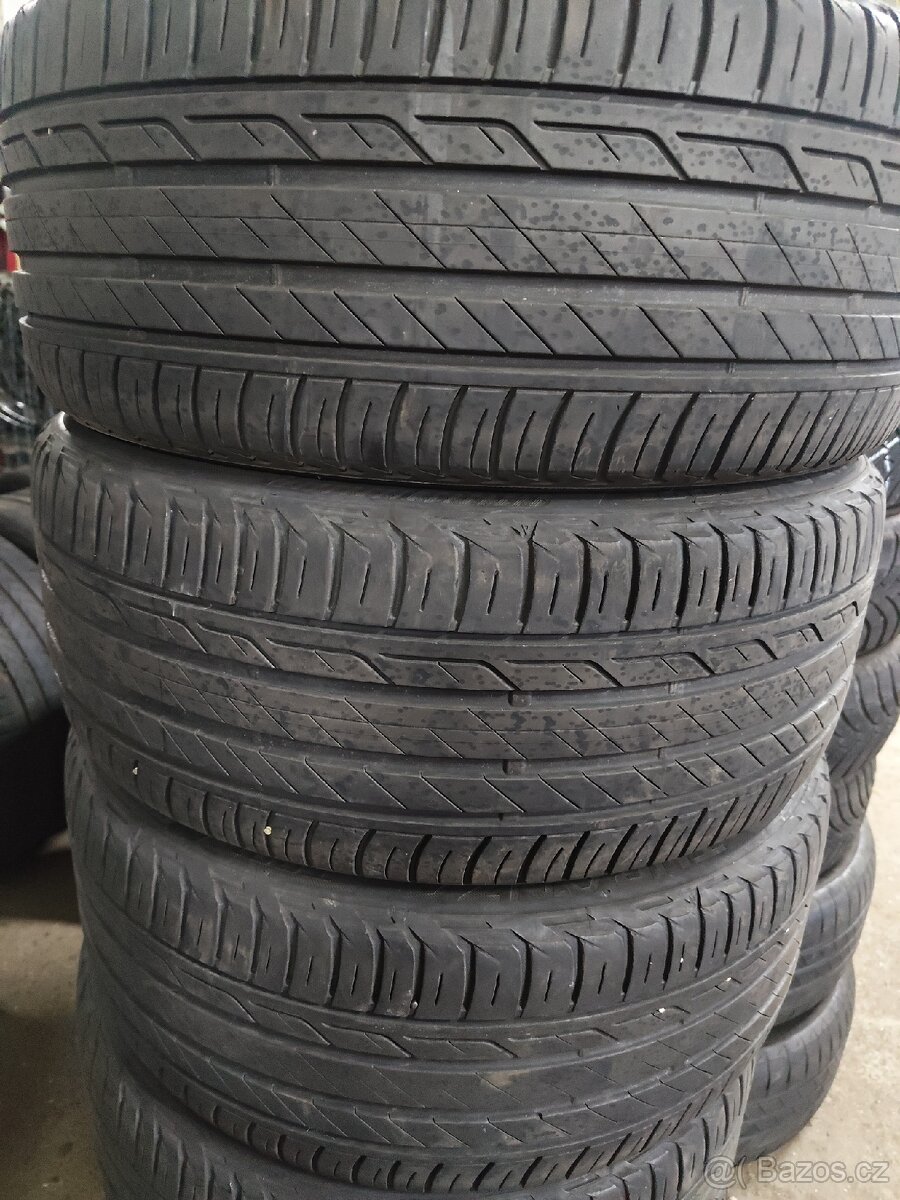 Prodám pneu letní 225/45R17 - 4
