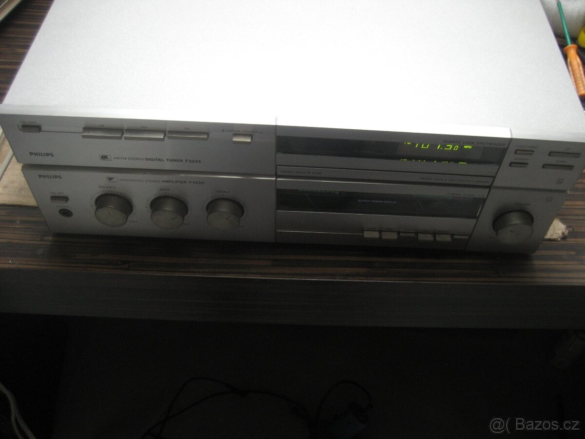 Prodám zesilovač + tuner PHILIPS - 4