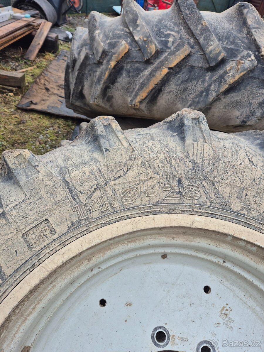 Valtra John deere - 4