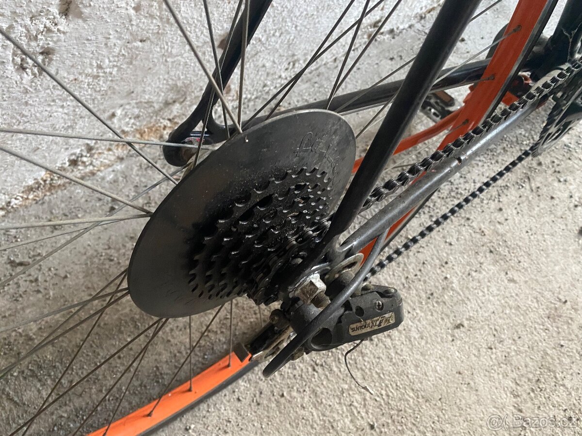 Prodám kolo favorit plus díly - 4