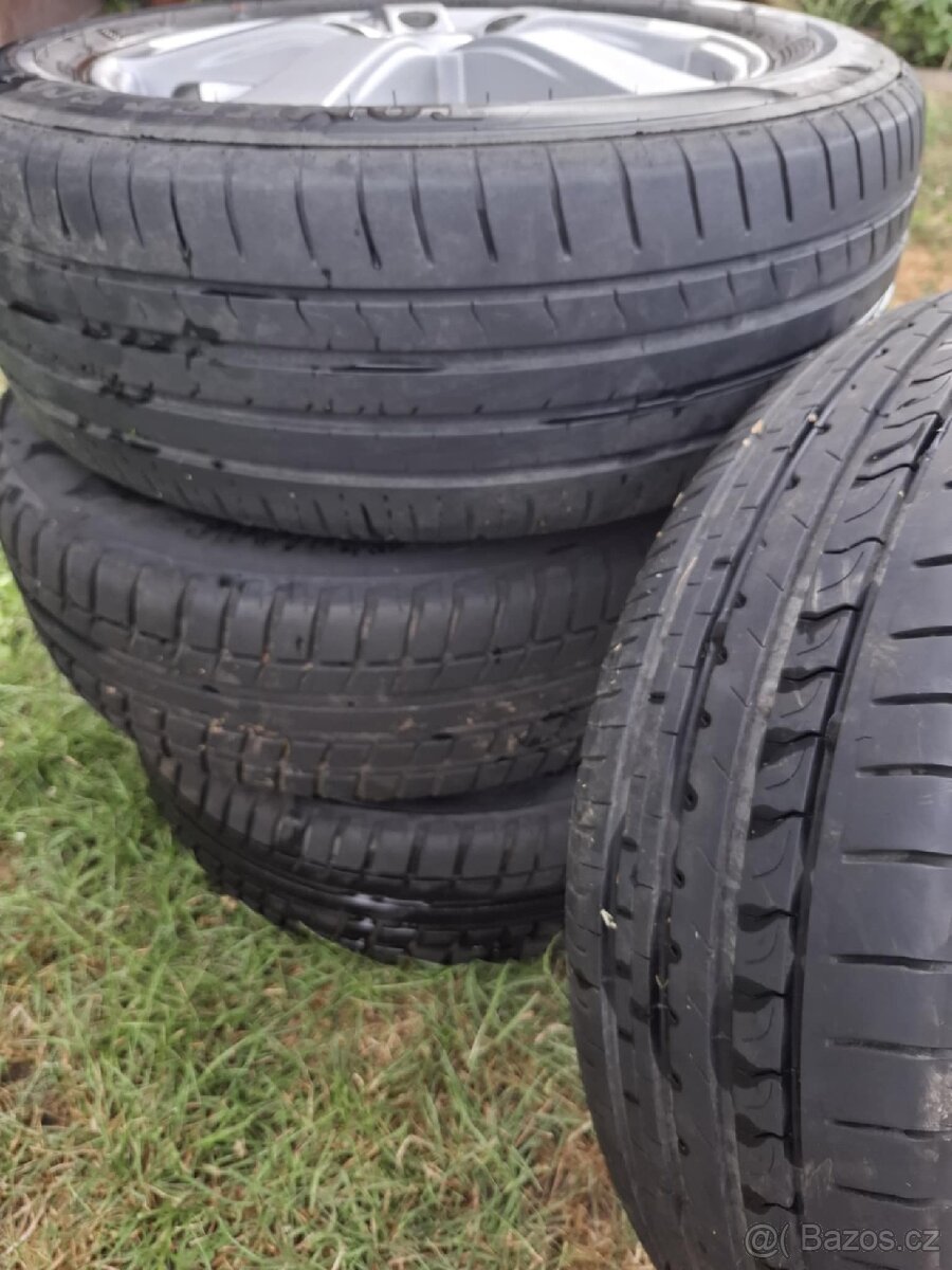 Prodám 5x114,3 + šrouby vyměním za 5x112 - 4