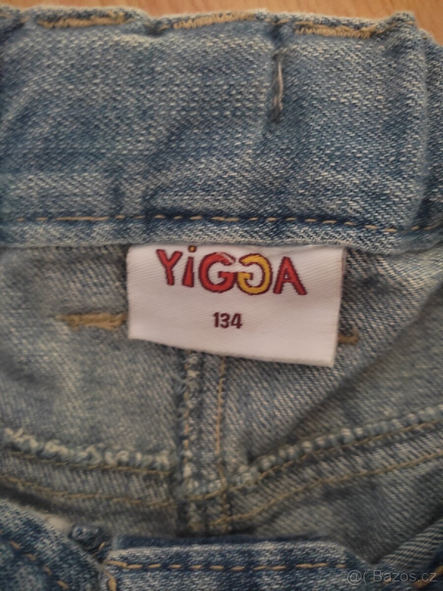 Kraťasy vel. 134 - 4