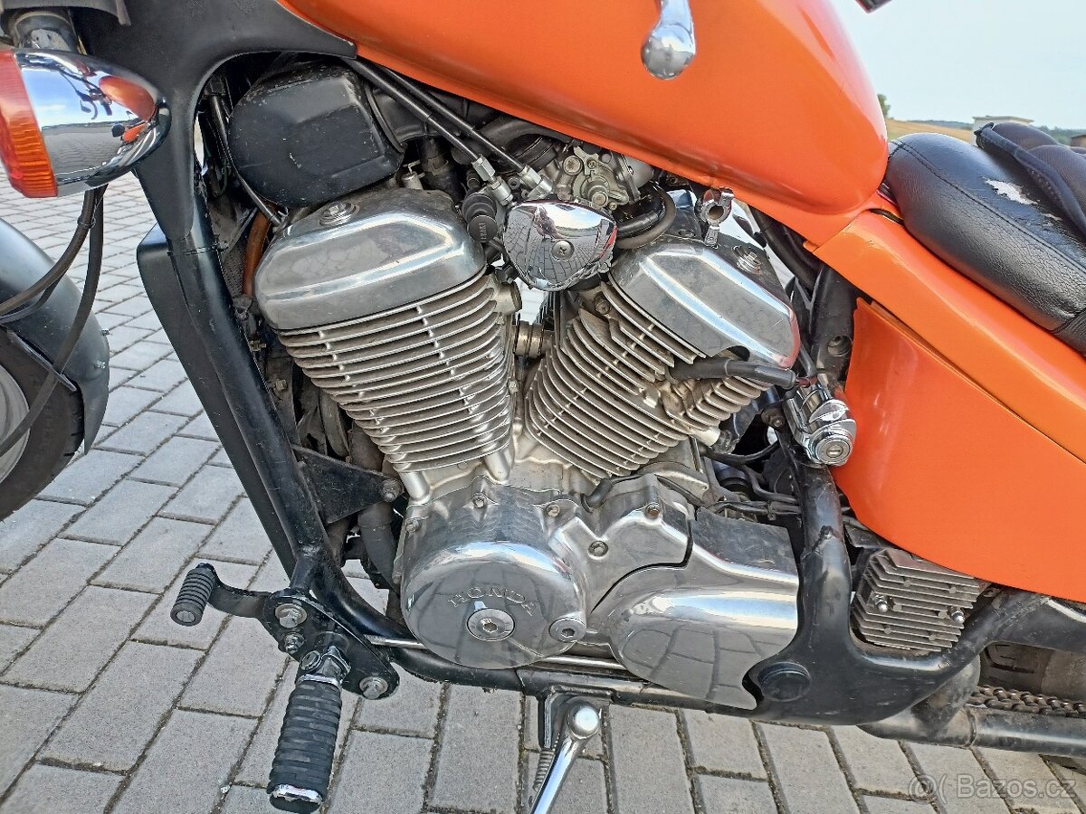 Honda VT 600 C Shadow - Sleva - 4