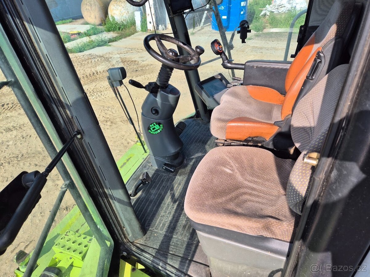CLAAS Lexion 570 + V750 - 4