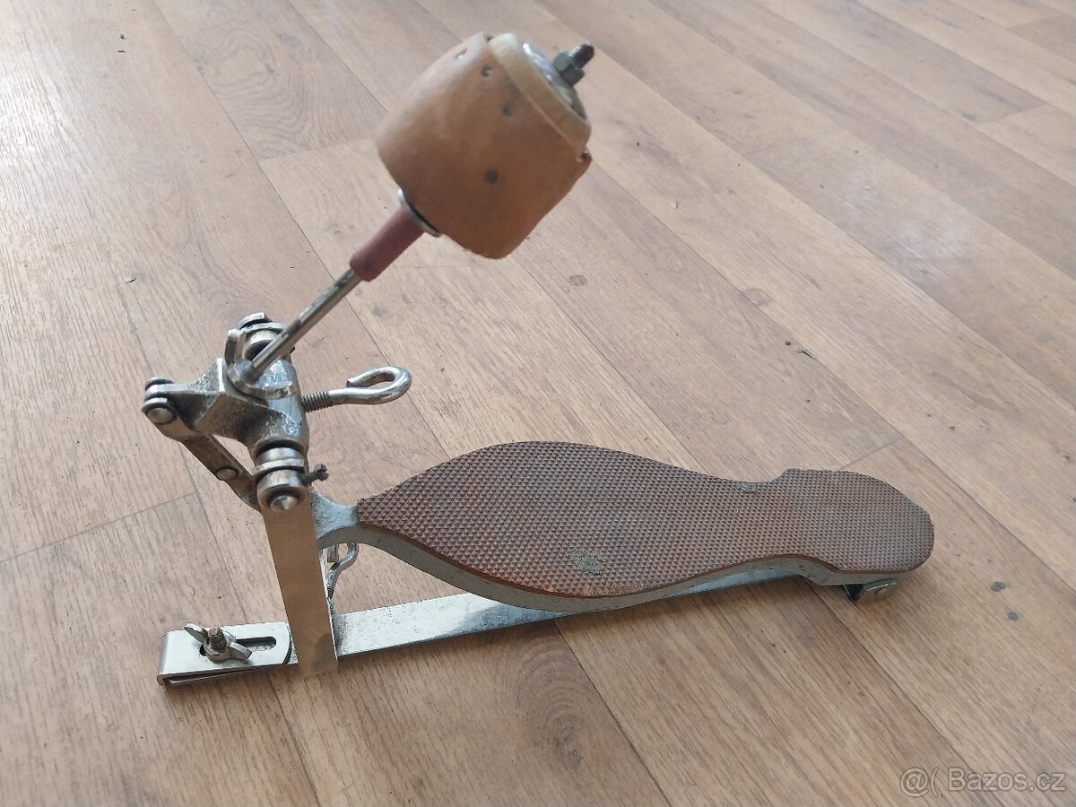 Retro pedál - 4