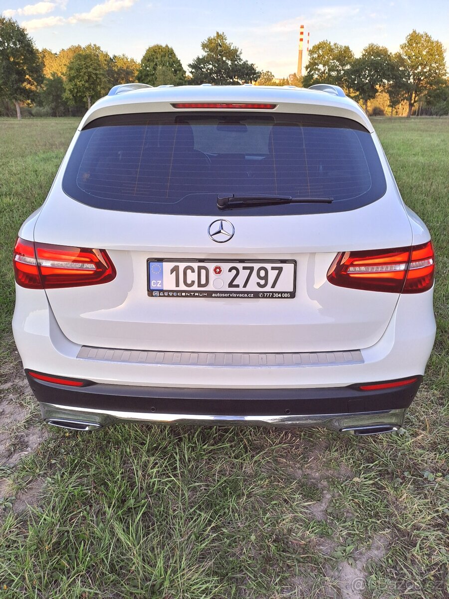 Mercedes Benz GLC 220D 4Matic, 9 st. automat, servisovaný - 4
