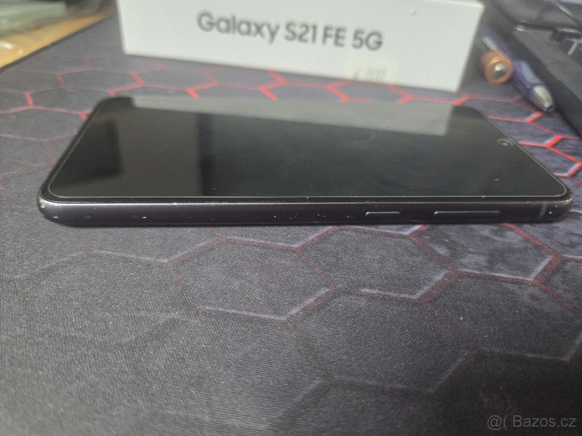 Samsung galaxy S21 FE 6/128GB - 4