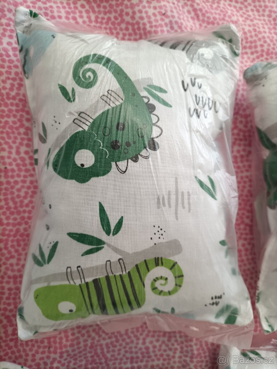 Polštářek, zvířata, chameleon - 4