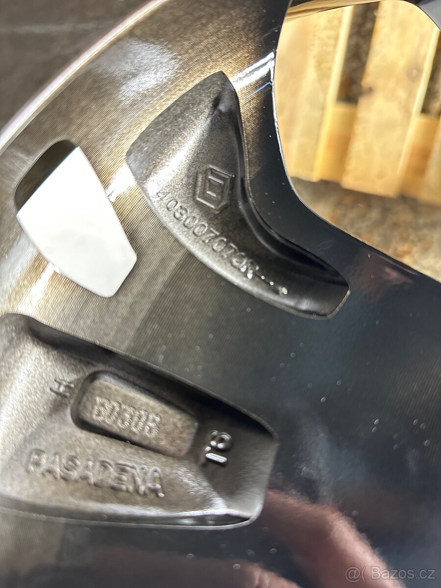 Alu kola 5x114.3 r18 (ren18) - 4