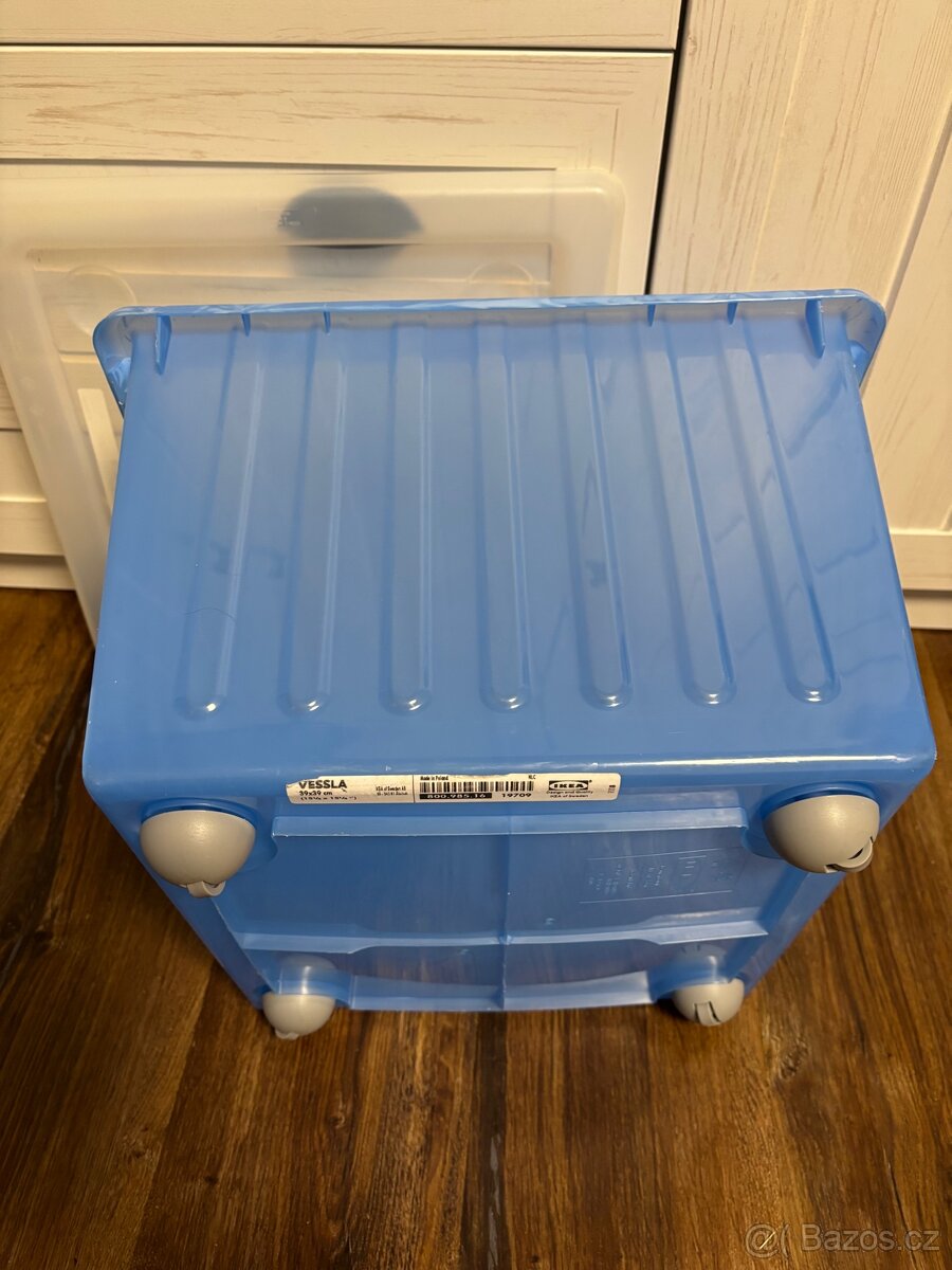 IKEA VESSLA krabice s kolečky a víkem, modrá - 4