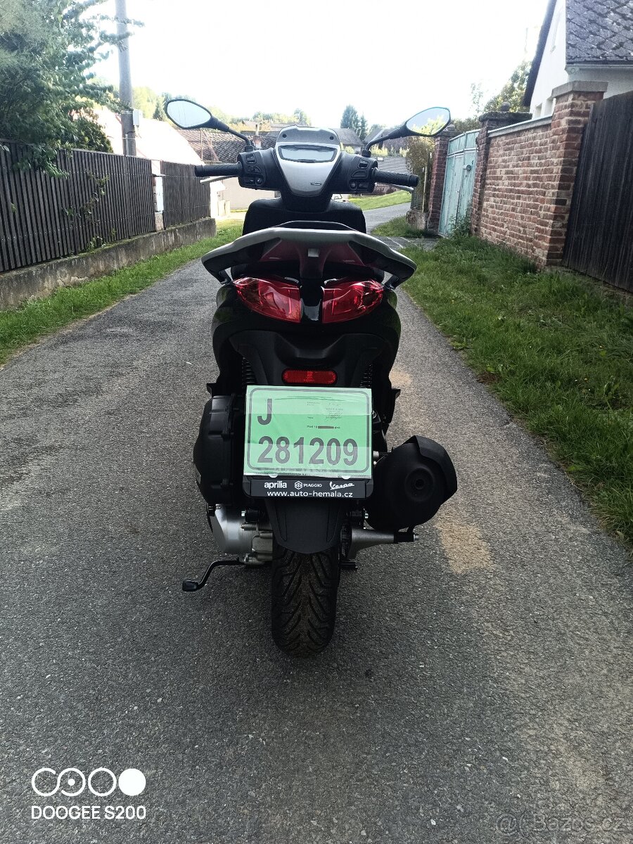 Piaggio medley 125 - 4