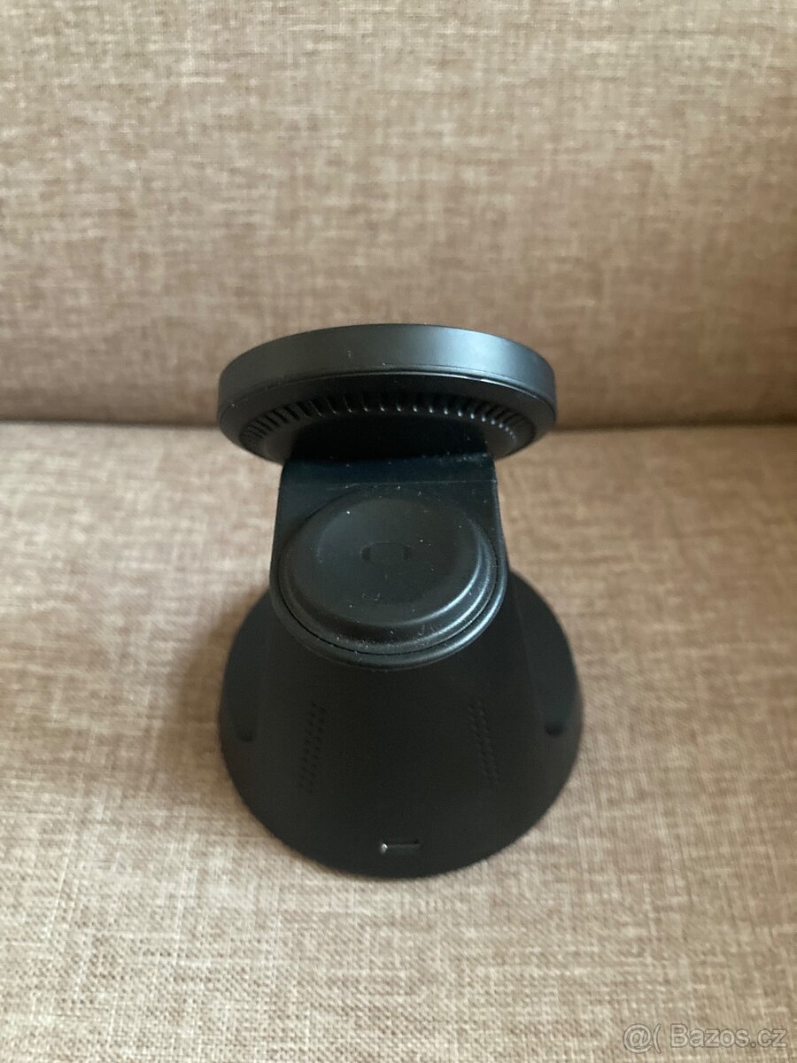 Bezdrátová nabíječka - 4