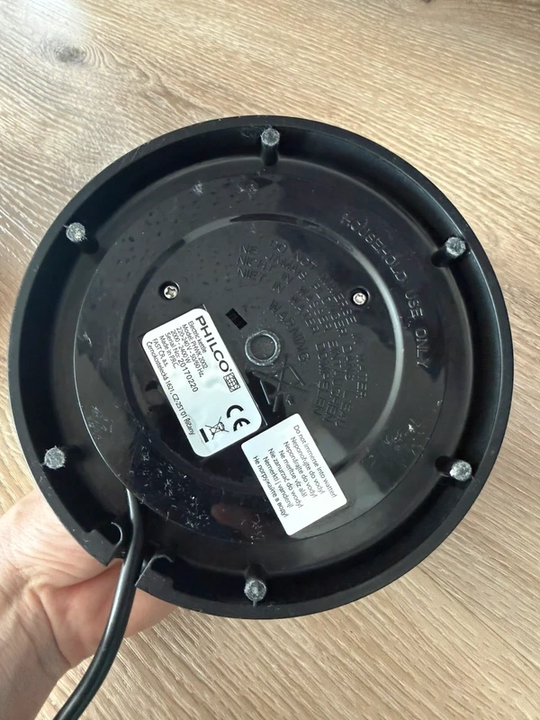 Rychlovarná konvice Philco - 4