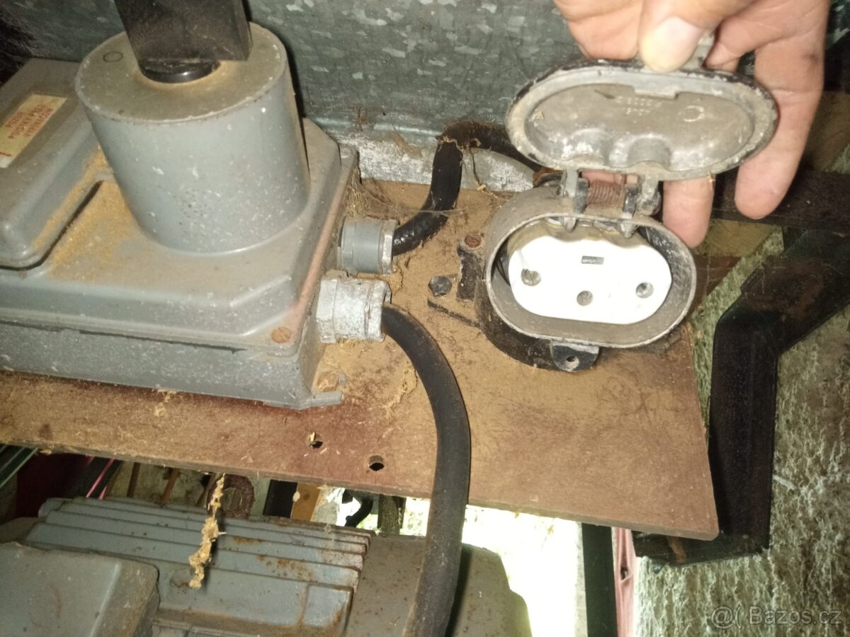 cirkulárka, váha, kára - 4