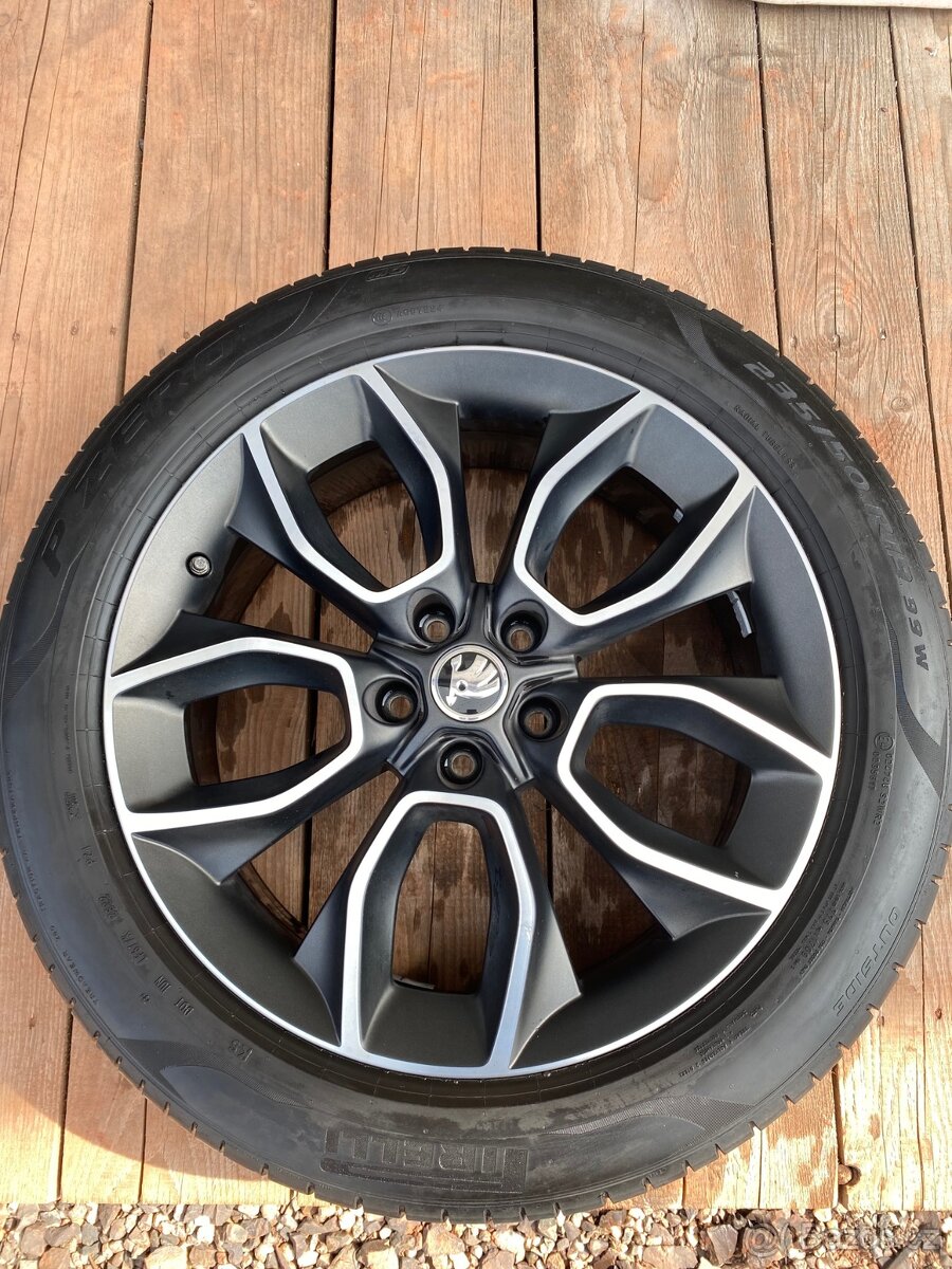 Odešlu dobírkou Originál Škoda 19" letní Crater - 4