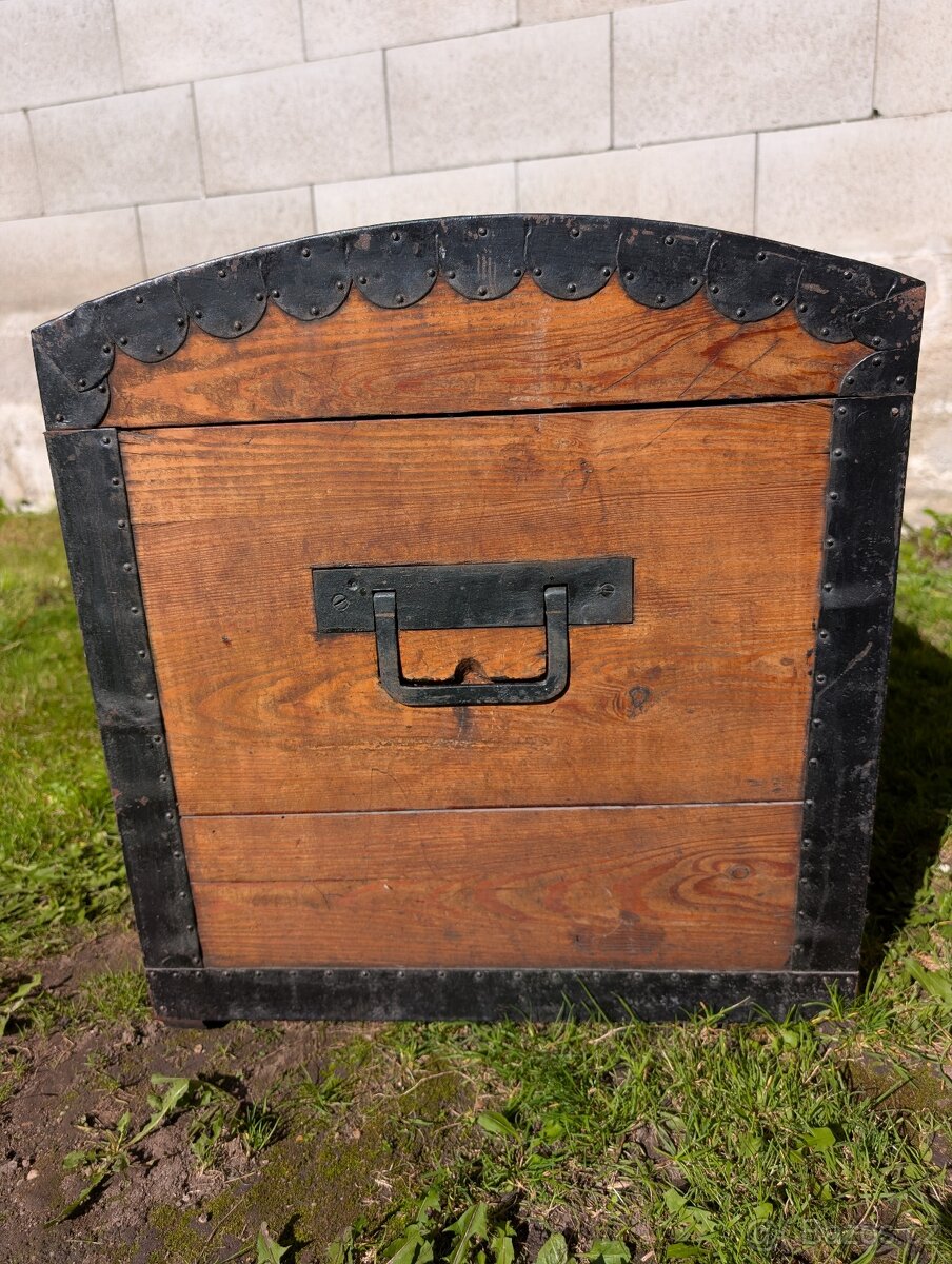 Starožitná truhla - 4