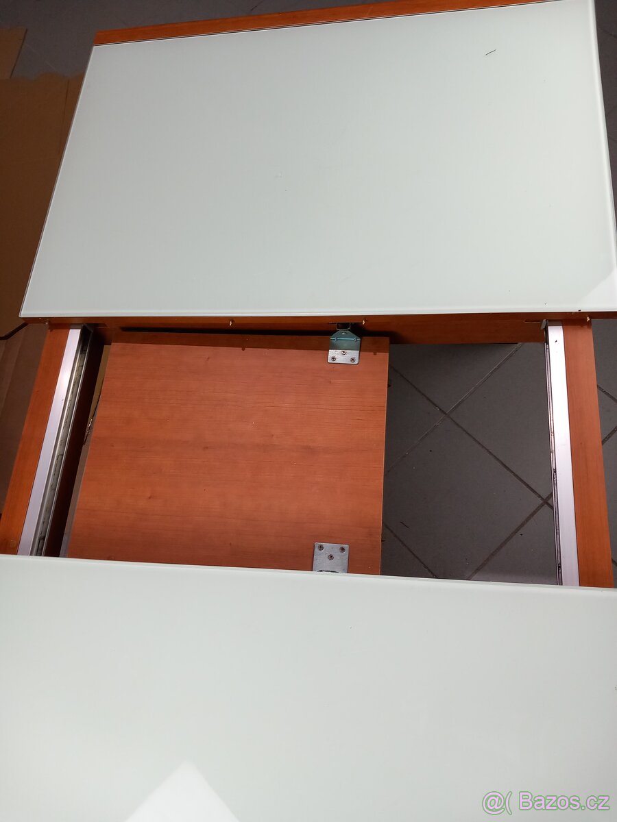 Rozkládací stůl - 4