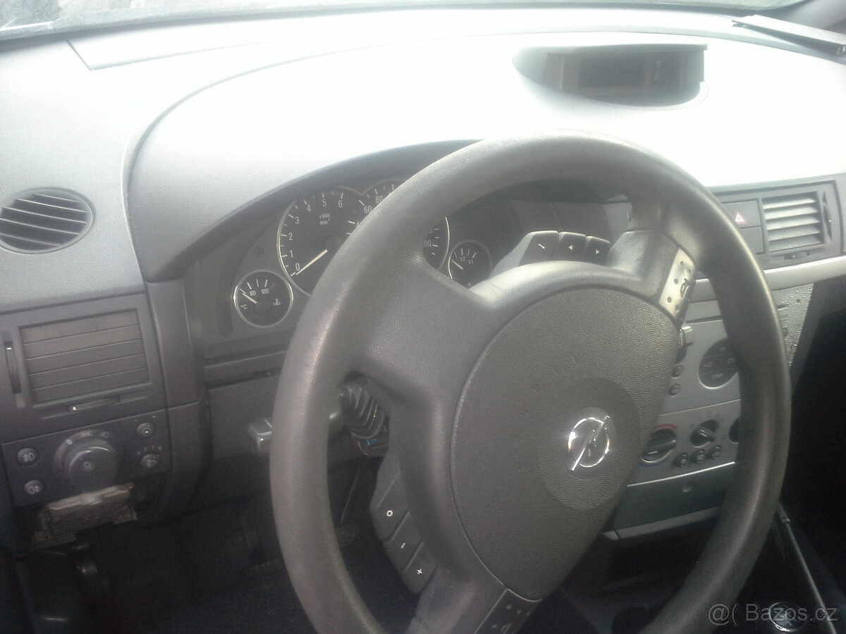 Opel meriva A 1,7 cdti - díly z vozu - 4