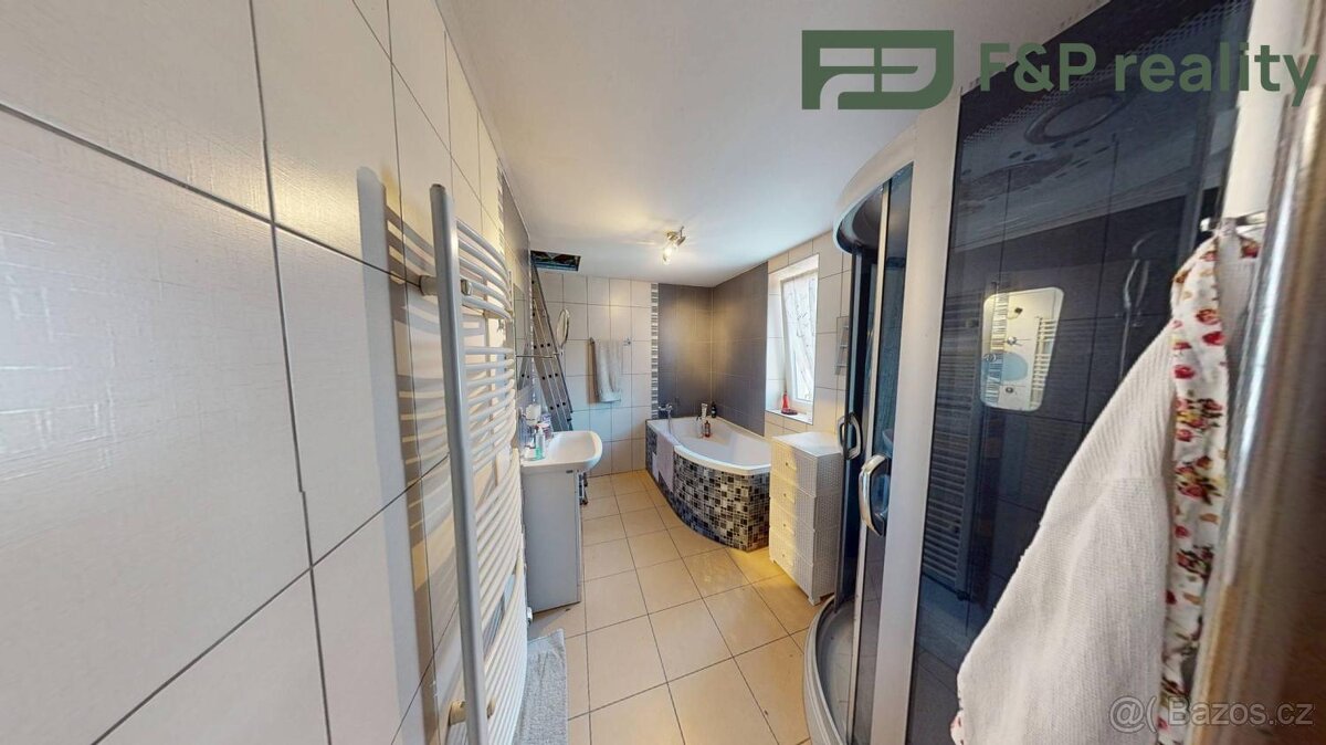 Prodej bytu, 3kk, 90 m2, Žleby - 4