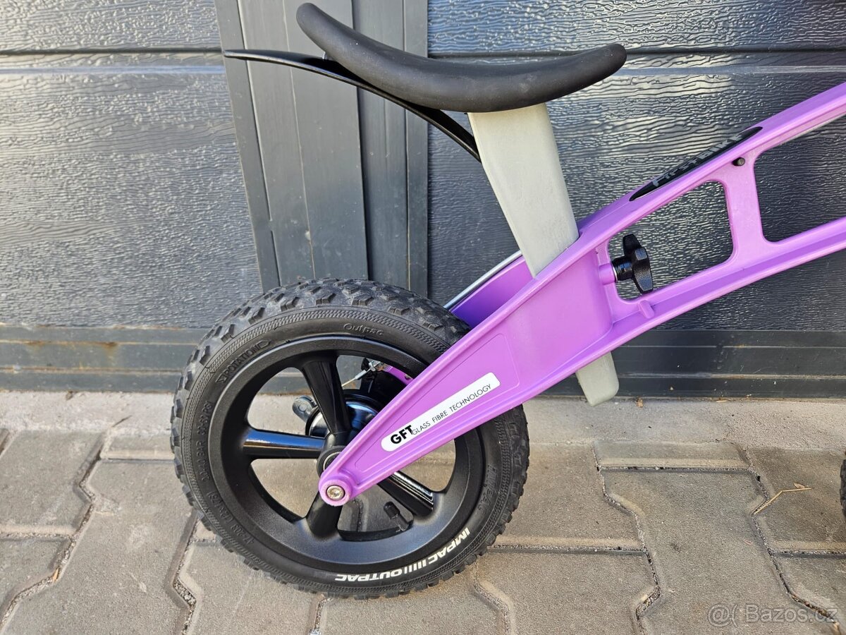 Dětské odrážedlo First Bike - 4