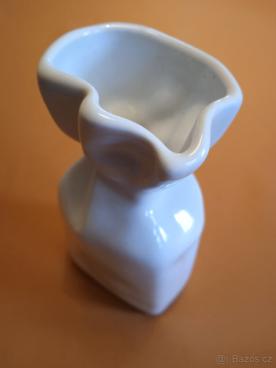 KERAMICKÁ VÁZIČKA - 4
