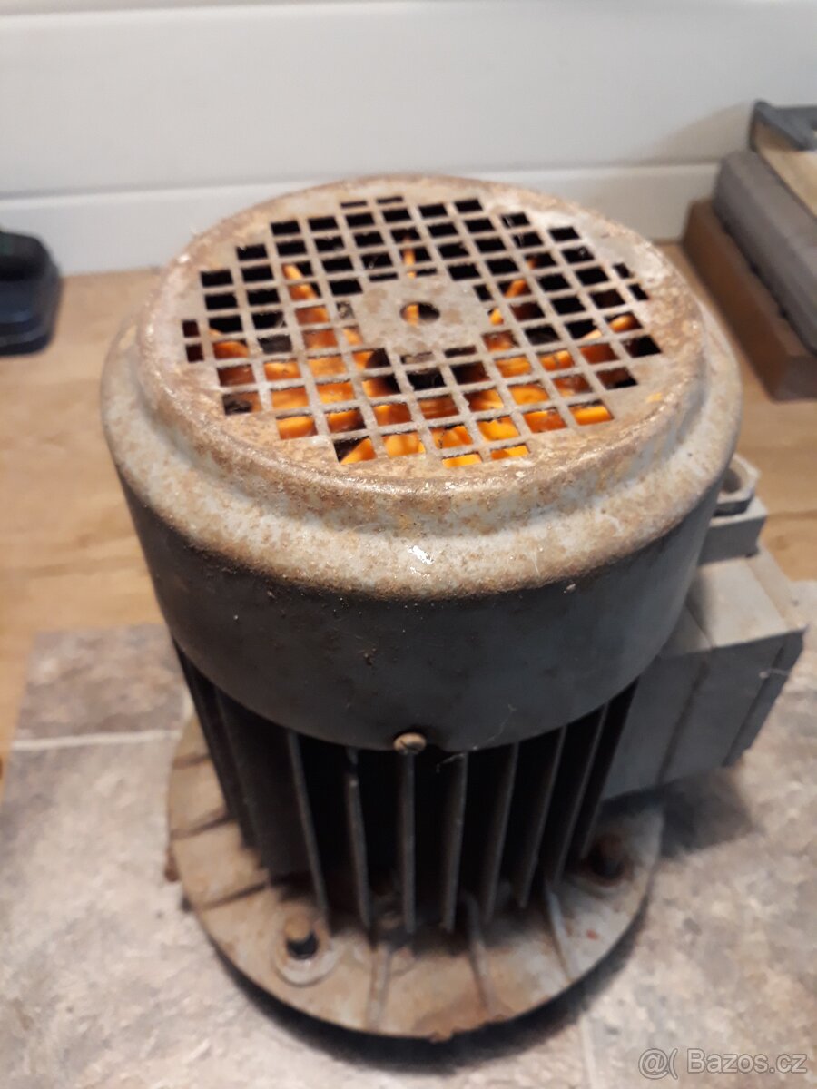 elektromotor MEZ Mohelnice 1,5 kW - 4