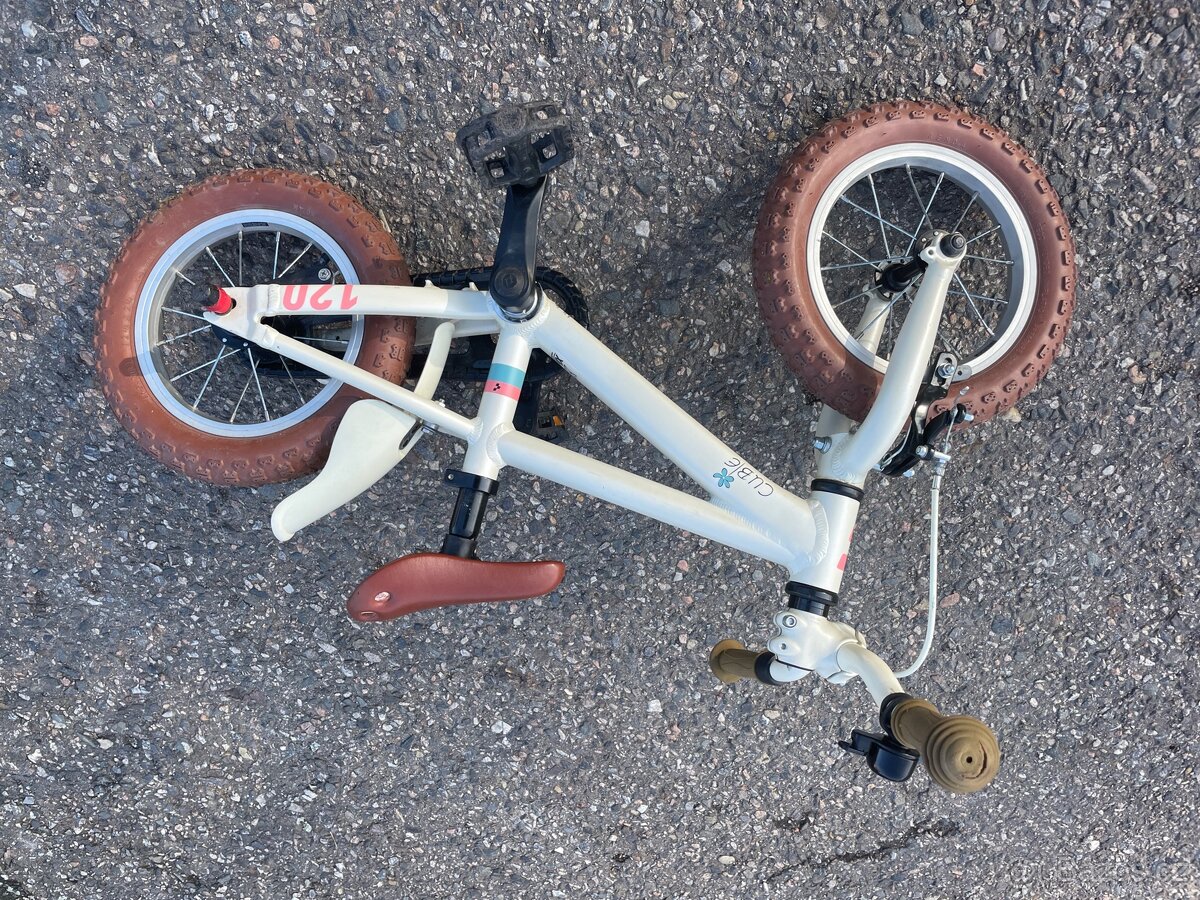 Dětské kolo 12" Cube 120 - 4