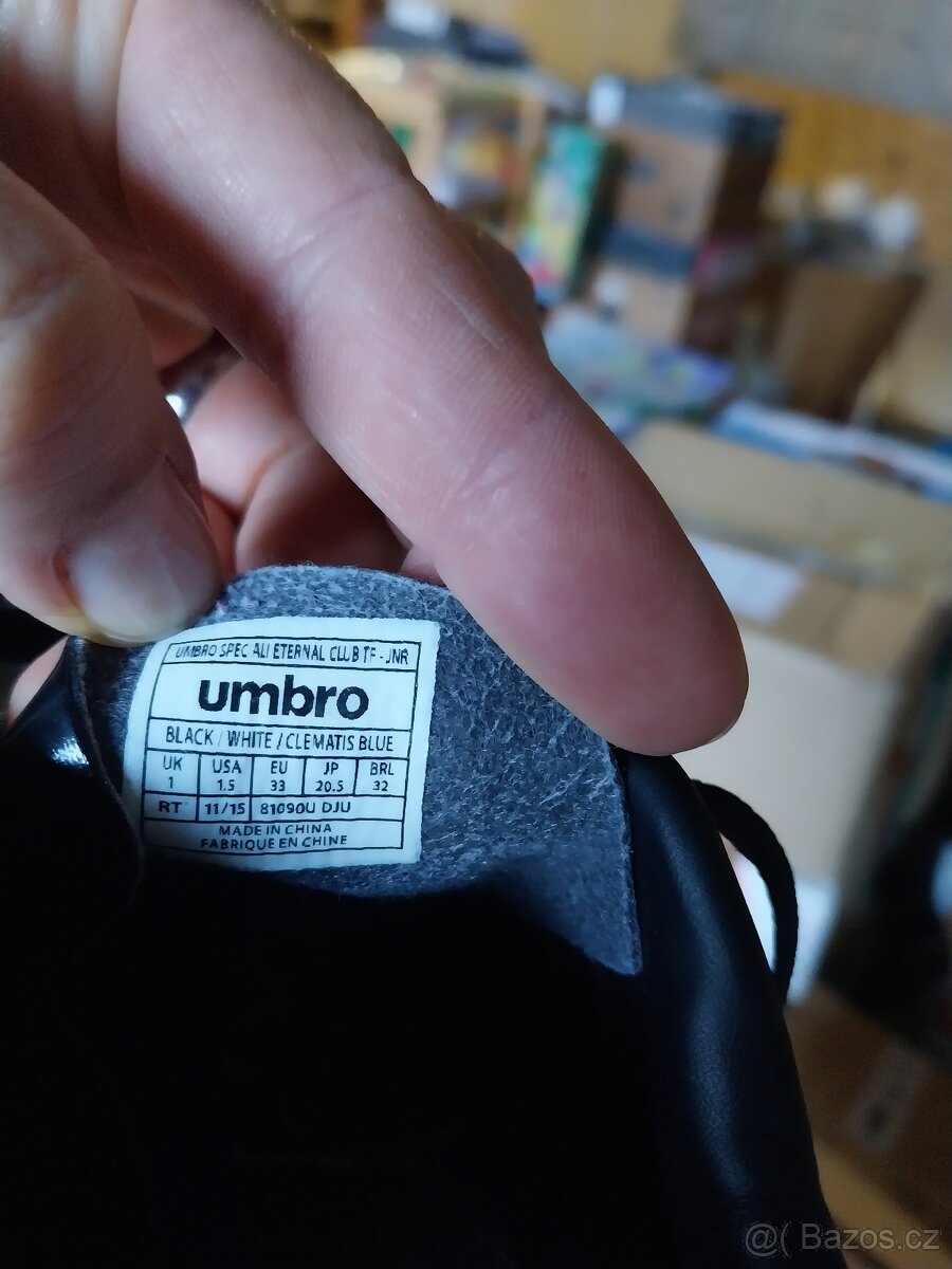 Odráželo odstrkávadlo motorka kopačky Umbro - 4