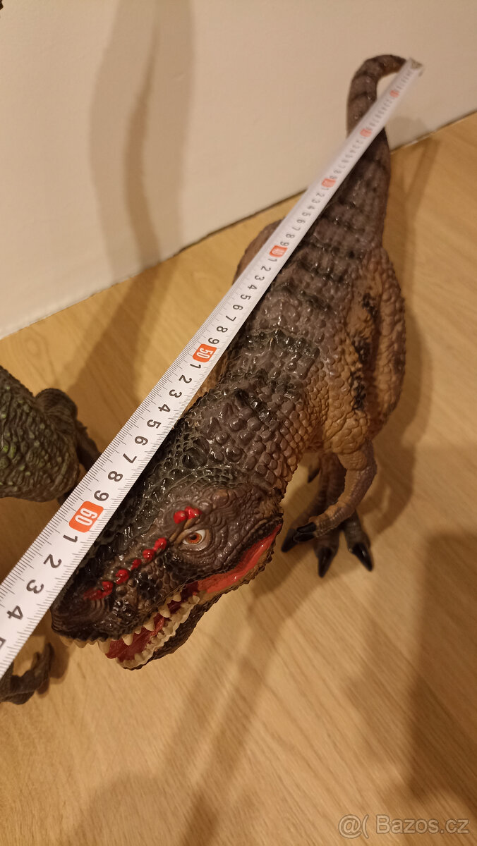 Luxusní, velcí dinosauři. - 4
