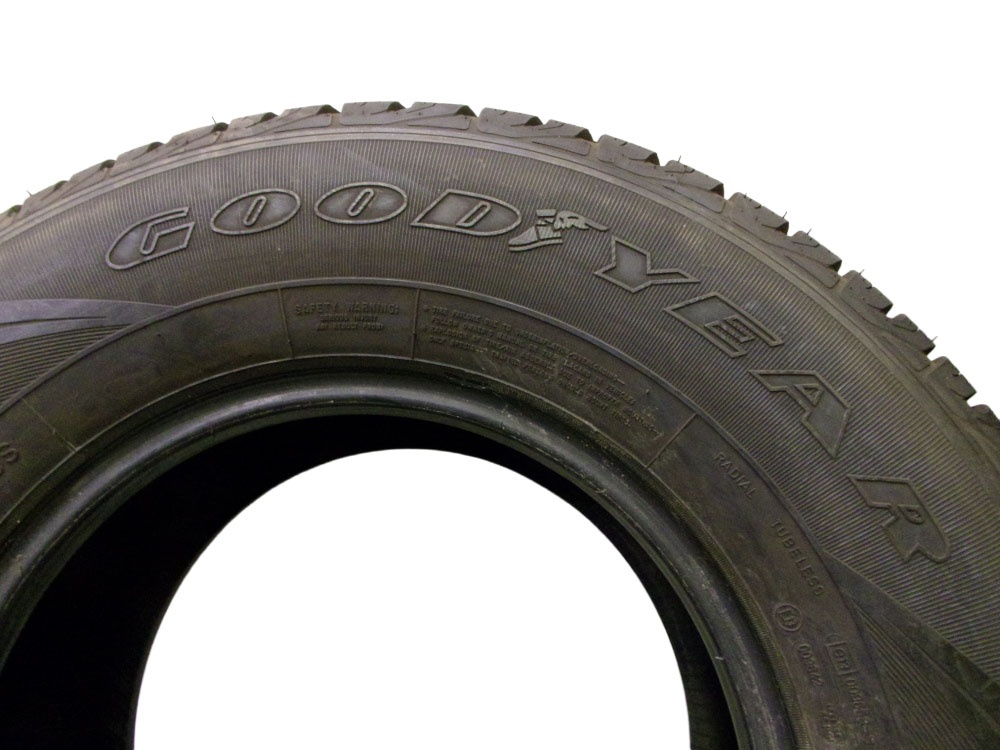 2x letní pneu 255/70/15C 112/110S Goodyear Wrangler - 4