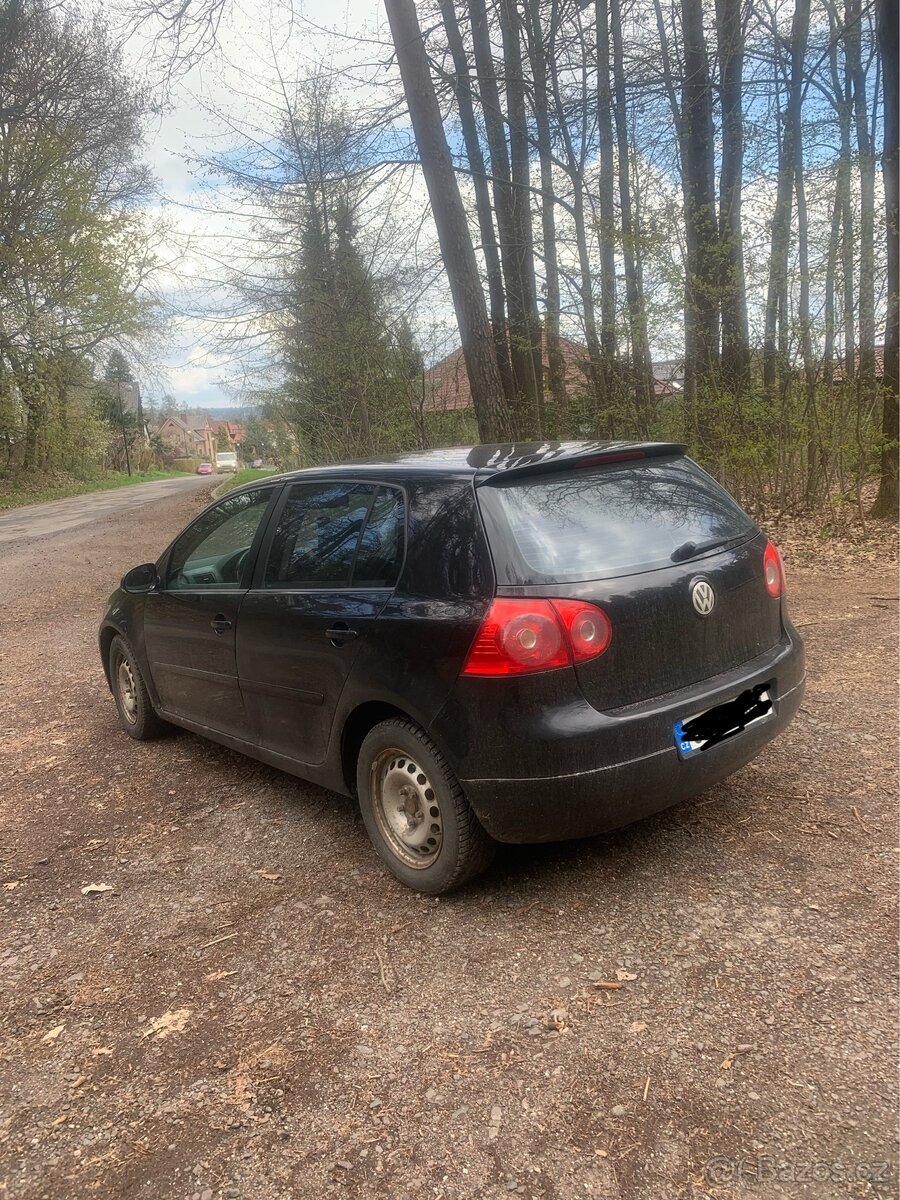 Golf 5 - 4
