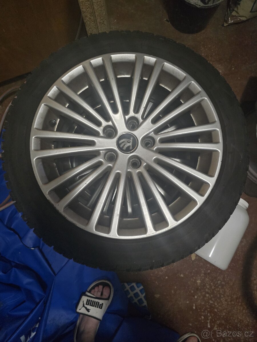 Prodám ALU kola 225/45R17 5x112- Zimní pneu - 4