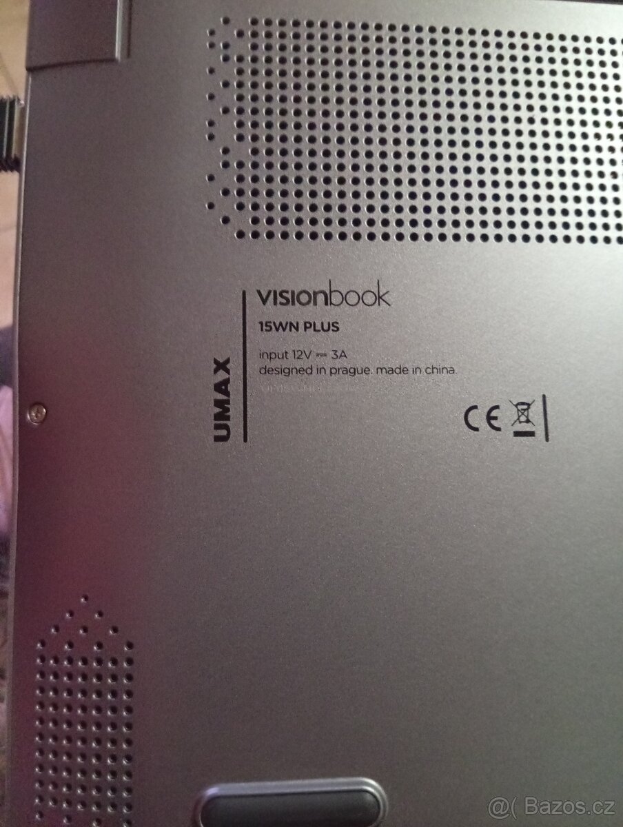 Notebook Umax VisionBook 15WN Plus - 4