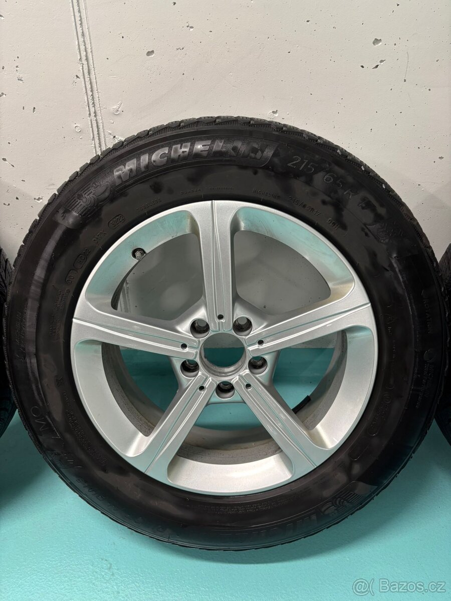Zimní kola na Mercedes GLB / GLA (215/65 R17), Top stav - 4
