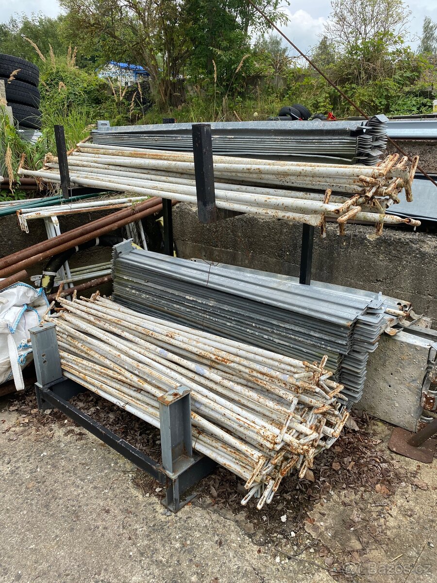 Rámové lešení 388,8m2 - 4