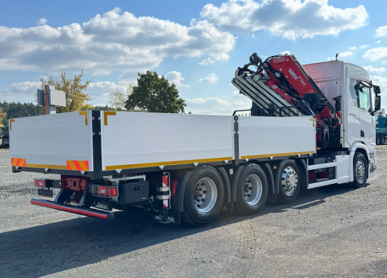 Scania R540 8x2/4 - valník s hydraulickou rukou FASSI - 4